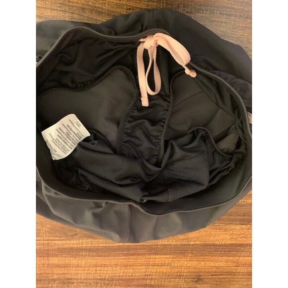 UNDER ARMOUR Women’s Loose HeatGear Athletic Shorts / Size: XS - Picture 6 of 11